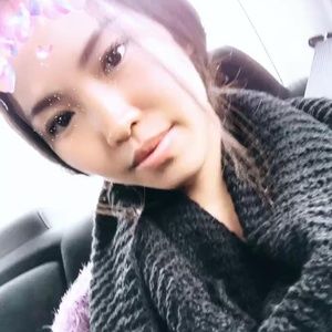 Meet your Posher, Meesha